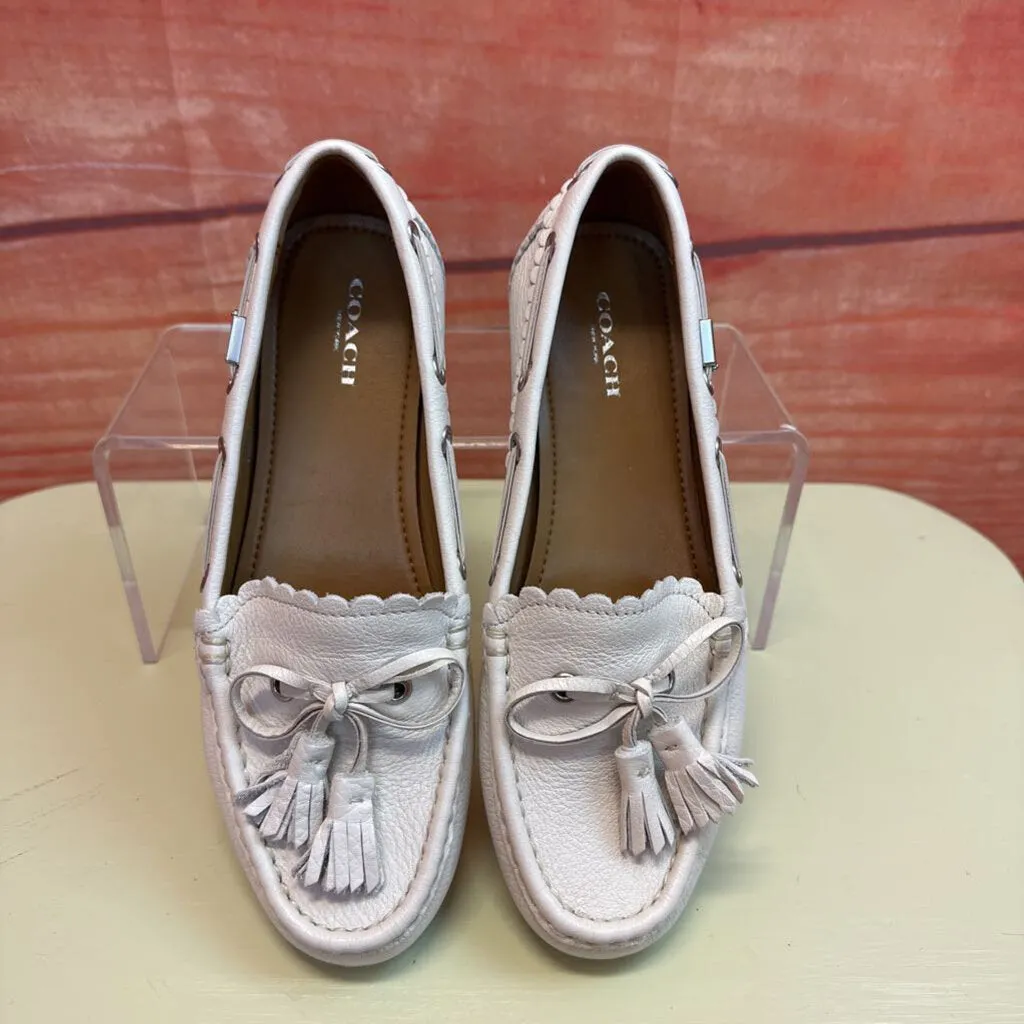 COACH WHITE OLYMPIA TASSEL LOAFERS SZ 7.5 TCC