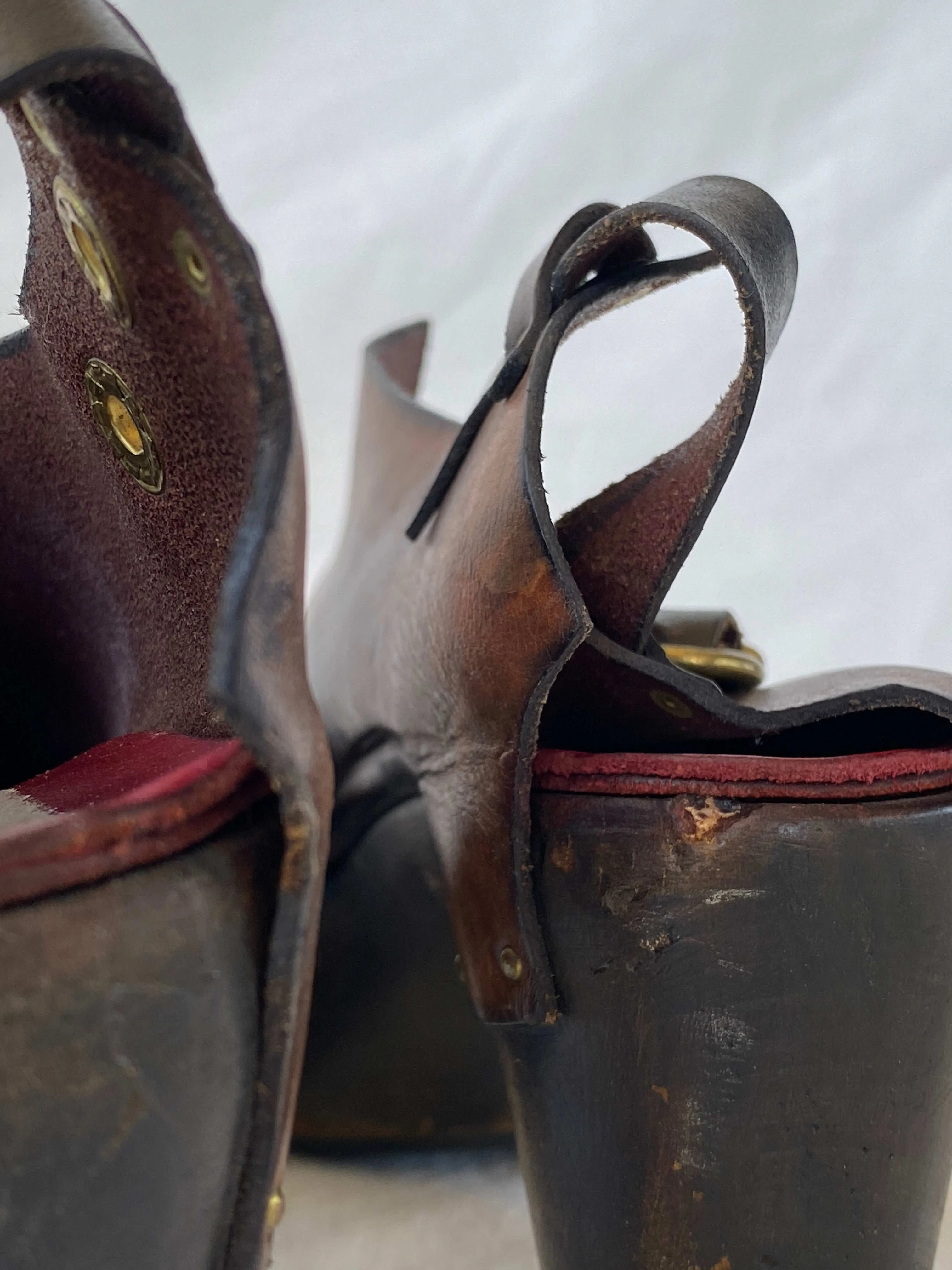 Statement Vintage Muňoz Vrandecic Mapuche Wood Platform Brown Leather Clogs